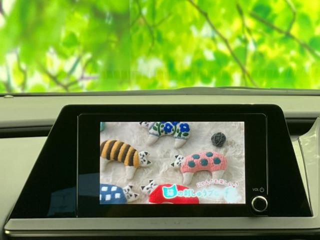 プリウス Ｇ　保証書／ディスプレイオーディオ８インチ／トヨタセーフティセンス／シートヒーター　前席／車線逸脱防止支援システム／ドライブレコーダー　前後／ヘッドランプ　ＬＥＤ／ＵＳＢジャック　衝突被害軽減システム（13枚目）