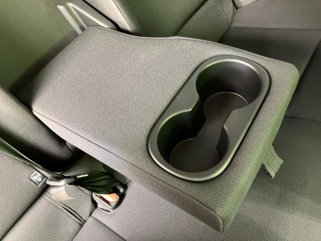 プリウス Ｇ　保証書／ディスプレイオーディオ８インチ／トヨタセーフティセンス／シートヒーター　前席／車線逸脱防止支援システム／ドライブレコーダー　前後／ヘッドランプ　ＬＥＤ／ＵＳＢジャック　衝突被害軽減システム（29枚目）