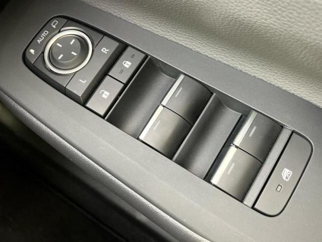 プリウス Ｇ　保証書／ディスプレイオーディオ８インチ／トヨタセーフティセンス／シートヒーター　前席／車線逸脱防止支援システム／ドライブレコーダー　前後／ヘッドランプ　ＬＥＤ／ＵＳＢジャック　衝突被害軽減システム（32枚目）