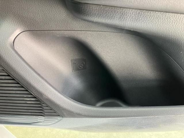 プリウス Ｇ　保証書／ディスプレイオーディオ８インチ／トヨタセーフティセンス／シートヒーター　前席／車線逸脱防止支援システム／ドライブレコーダー　前後／ヘッドランプ　ＬＥＤ／ＵＳＢジャック　衝突被害軽減システム（35枚目）