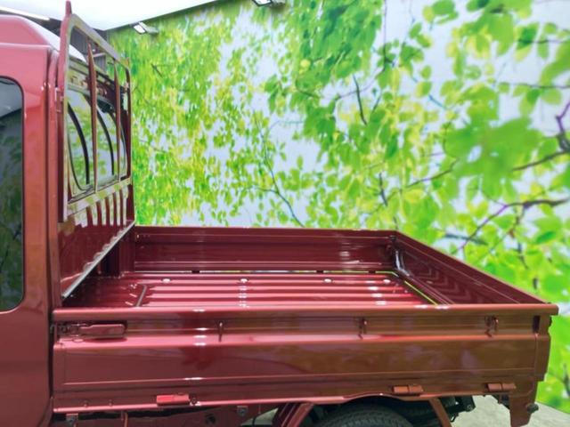 ハイゼットトラック ４ＷＤジャンボエクストラ　保証書／スマートアシスト（トヨタ・ダイハツ）／車線逸脱防止支援システム／登録済未使用車／ヘッドランプ　ＬＥＤ／ＥＢＤ付ＡＢＳ／横滑り防止装置／アイドリングストップ／エアバッグ　運転席　４ＷＤ（8枚目）