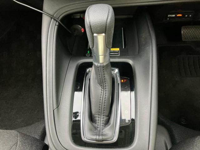 ヴェゼル eHEV X 新品タイヤ/保証書/純正 8インチ SDナビ/ホンダセンシング/車線逸脱防止支援システム/ヘッドランプ LED/USBジャック/Bluetooth接続/ETC2.0/EBD付ABS/横滑り防止装置(18枚目)