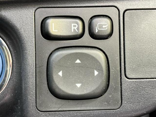 アクア Ｓスタイルブラック　保証書／社外　メモリーナビ／トヨタセーフティセンス／車線逸脱防止支援システム／ドライブレコーダー　社外／ヘッドランプ　ＬＥＤ／ＥＴＣ／ＥＢＤ付ＡＢＳ／横滑り防止装置／アイドリングストップ　バックカメラ（32枚目）