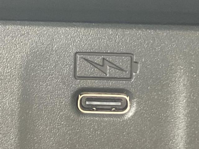 N-BOXカスタム ターボコーディネートスタイル2トーン 保証書/純正 9インチ ナビ/ホンダセンシング/両側電動スライドドア/シートヒーター 前席/マルチビューカメラシステム/車線逸脱防止支援システム/届出済未使用車/ヘッドランプ LED 禁煙車(42枚目)