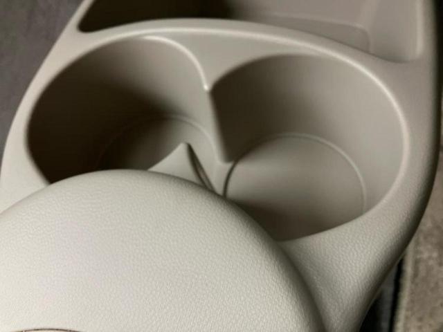 アルト Ｆ　新品タイヤ／保証書／禁煙車／エアバッグ　運転席／エアバッグ　助手席／衝突安全ボディ／パワーウインドウ／キーレスエントリー／パワーステアリング／盗難防止システム／マニュアルエアコン／取扱説明書（27枚目）