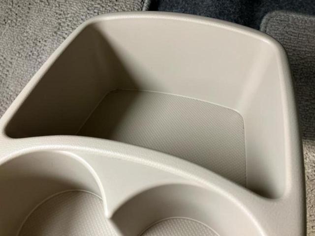 アルト Ｆ　新品タイヤ／保証書／禁煙車／エアバッグ　運転席／エアバッグ　助手席／衝突安全ボディ／パワーウインドウ／キーレスエントリー／パワーステアリング／盗難防止システム／マニュアルエアコン／取扱説明書（28枚目）