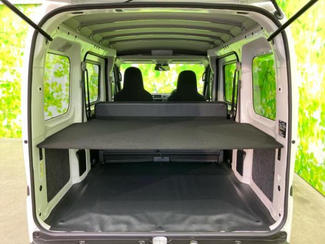 ハイゼットカーゴ デラックス　保証書／スマートアシスト（トヨタ・ダイハツ）／車線逸脱防止支援システム／登録済未使用車／ＥＢＤ付ＡＢＳ／横滑り防止装置／アイドリングストップ／エアバッグ　運転席／エアバッグ　助手席　レーンアシスト（20枚目）