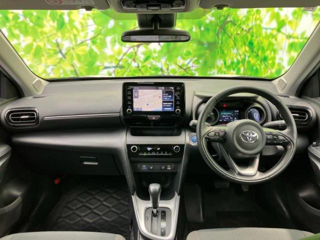 ヤリスクロス ハイブリッドＧ　新品タイヤ／保証書／ディスプレイオーディオ＋ナビ８インチ／トヨタセーフティセンス／シートヒーター　前席／車線逸脱防止支援システム／ＵＳＢジャック／Ｂｌｕｅｔｏｏｔｈ接続／ＥＴＣ／ＥＢＤ付ＡＢＳ（6枚目）