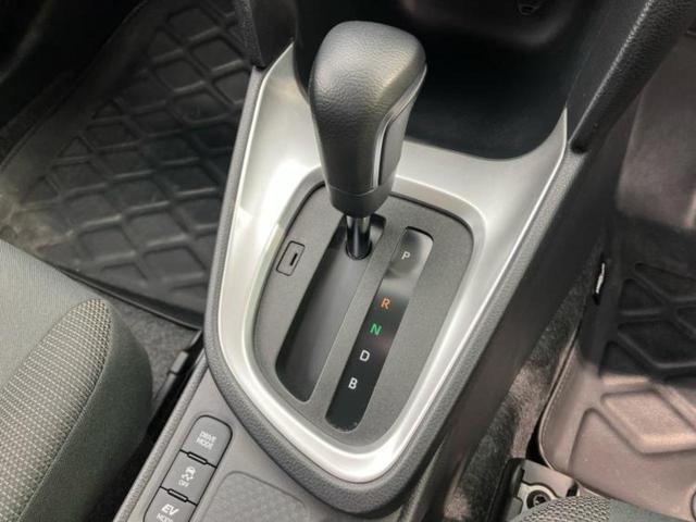 ヤリスクロス ハイブリッドＧ　新品タイヤ／保証書／ディスプレイオーディオ＋ナビ８インチ／トヨタセーフティセンス／シートヒーター　前席／車線逸脱防止支援システム／ＵＳＢジャック／Ｂｌｕｅｔｏｏｔｈ接続／ＥＴＣ／ＥＢＤ付ＡＢＳ（18枚目）