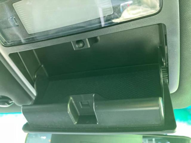 クラウンハイブリッド Ｓ　Ｃパッケージ　新品タイヤ／保証書／純正　８インチ　ＳＤナビ／トヨタセーフティセンス／シートヒーター　前席／車線逸脱防止支援システム／ドライブレコーダー　前後／ヘッドランプ　ＬＥＤ／ＵＳＢジャック　バックカメラ（42枚目）