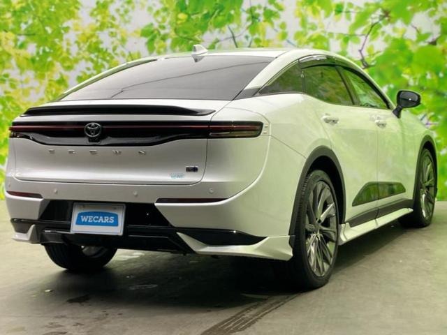 クラウンクロスオーバー ４ＷＤ　Ｇアドバンスドレザーパッケージ　純正エアロ／保証書／ディスプレイオーディオ＋ナビ１２．３インチ／デジタルインナーミラー／トヨタセーフティセンス／エアーシート　前席／パノラミックビューモニター／車線逸脱防止支援システム　革シート（3枚目）