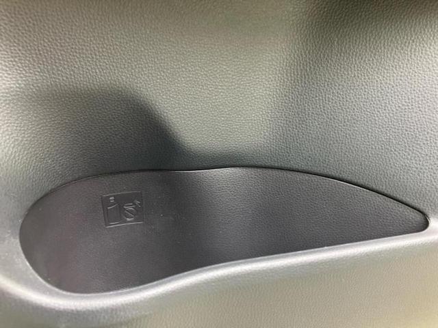 クラウンクロスオーバー ４ＷＤ　Ｇアドバンスドレザーパッケージ　純正エアロ／保証書／ディスプレイオーディオ＋ナビ１２．３インチ／デジタルインナーミラー／トヨタセーフティセンス／エアーシート　前席／パノラミックビューモニター／車線逸脱防止支援システム　革シート（34枚目）