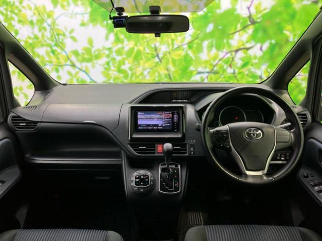 ヴォクシー ＺＳキラメキ　新品タイヤ／保証書／社外　ＳＤナビ／フリップダウンモニター　社外　１０インチ／両側電動スライドドア／ドライブレコーダー　社外／ヘッドランプ　ＬＥＤ／Ｂｌｕｅｔｏｏｔｈ接続／ＥＴＣ　後席モニター（6枚目）