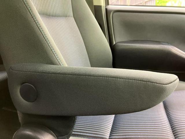 ヴォクシー ＺＳキラメキ　新品タイヤ／保証書／社外　ＳＤナビ／フリップダウンモニター　社外　１０インチ／両側電動スライドドア／ドライブレコーダー　社外／ヘッドランプ　ＬＥＤ／Ｂｌｕｅｔｏｏｔｈ接続／ＥＴＣ　後席モニター（29枚目）