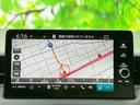 eHEV X 新品タイヤ/保証書/純正 8インチ SDナビ/ホンダセンシング/車線逸脱防止支援システム/ヘッドランプ LED/USBジャック/Bluetooth接続/ETC2.0/EBD付ABS/横滑り防止装置(10枚目)