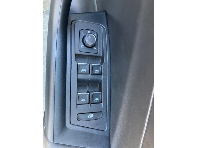 VOLKSWAGEN T-ROC TDI BLACK STYLE