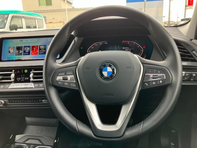 1シリーズ 118i プレイ ACC ワイヤレスチャージング 電動トランク ドラレコ(31枚目)