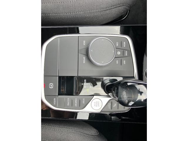 1シリーズ 118i プレイ ACC ワイヤレスチャージング 電動トランク ドラレコ(36枚目)