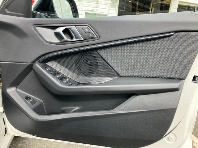 1シリーズ 118i プレイ ACC ワイヤレスチャージング 電動トランク ドラレコ(49枚目)