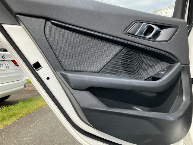 1シリーズ 118i プレイ ACC ワイヤレスチャージング 電動トランク ドラレコ(52枚目)