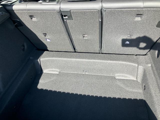 1シリーズ 118d Mスポーツ ヘッドアップディスプレイ ハーフレザー電動シート ワイヤレスチャージ アダプティブクルーズコントロール(17枚目)