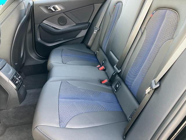 1シリーズ 118d Mスポーツ ヘッドアップディスプレイ ハーフレザー電動シート ワイヤレスチャージ アダプティブクルーズコントロール(25枚目)