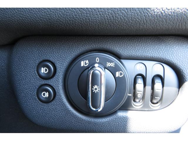 クーパーD クラブマン ワンオーナー 禁煙車 純正ナビ ACC Bluetooth接続 バックカメラ バックソナー USB端子 音楽ライブラリ ライトPkg コンフォートアクセス MINIエキサイトメントPkg LEDライト(34枚目)