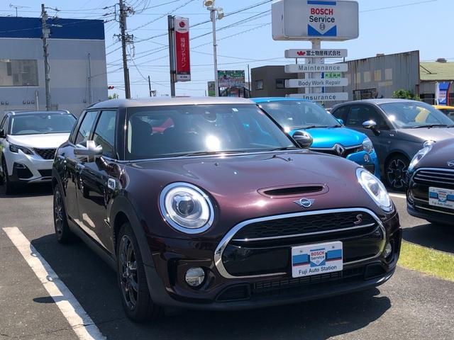 ＭＩＮＩ クーパーＳＤ　クラブマン　純正ナビ　ドライブレコーダー　ペッパーＰＫＧ　ライトＰＫＧ　社外ホイール　シートヒーター　バックカメラ　バックソナー　Ｂｌｕｅｔｏｏｔｈ接続　ＵＳＢ端子　ＥＴＣ　スマートキー　ＬＥＤヘッドライト（8枚目）