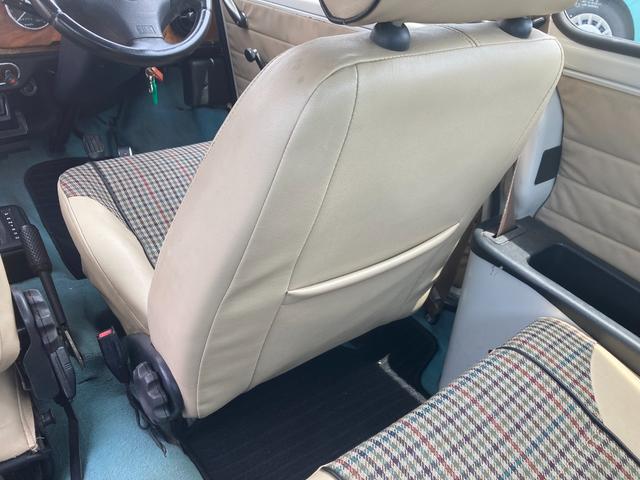 ＭＩＮＩ 　エアコン完調　純正カセットデッキ　ウッドパネル　車検整備付き（43枚目）