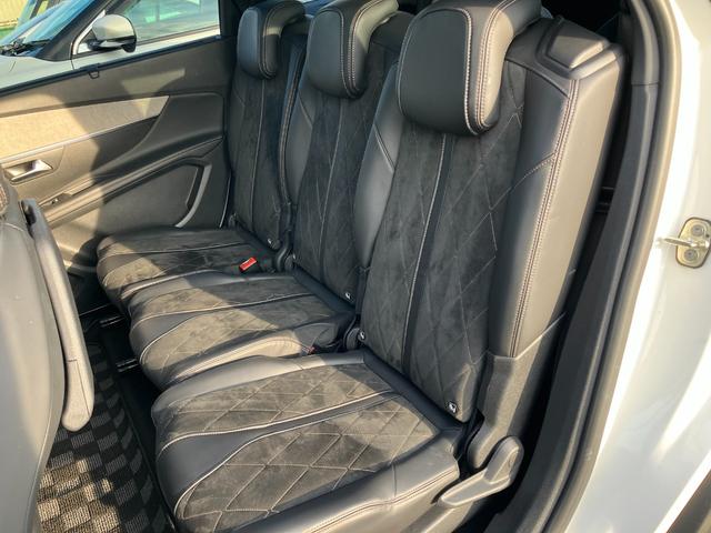 5008 GT ブルーHDi 純正ナビゲーション フルセグTV 社外19インチアルミ パノラマルーフ ドラレコ ETC 純正アルミ有 車検9年7月 タイヤ4本交換 BTオーディオ パワーリアゲート 衝突被害軽減ブレーキバックカメラ(22枚目)