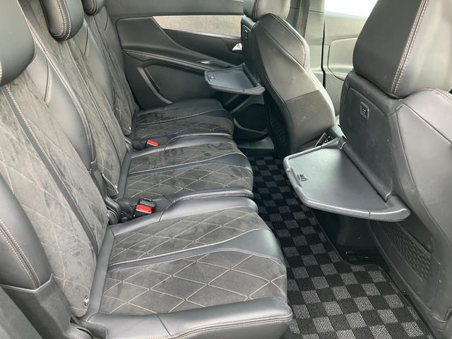 5008 GT ブルーHDi 純正ナビゲーション フルセグTV 社外19インチアルミ パノラマルーフ ドラレコ ETC 純正アルミ有 車検9年7月 タイヤ4本交換 BTオーディオ パワーリアゲート 衝突被害軽減ブレーキバックカメラ(26枚目)