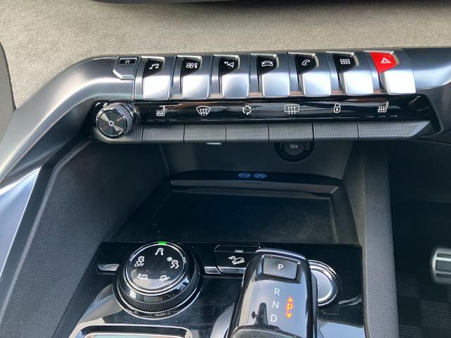 5008 GT ブルーHDi 純正ナビゲーション フルセグTV 社外19インチアルミ パノラマルーフ ドラレコ ETC 純正アルミ有 車検9年7月 タイヤ4本交換 BTオーディオ パワーリアゲート 衝突被害軽減ブレーキバックカメラ(35枚目)