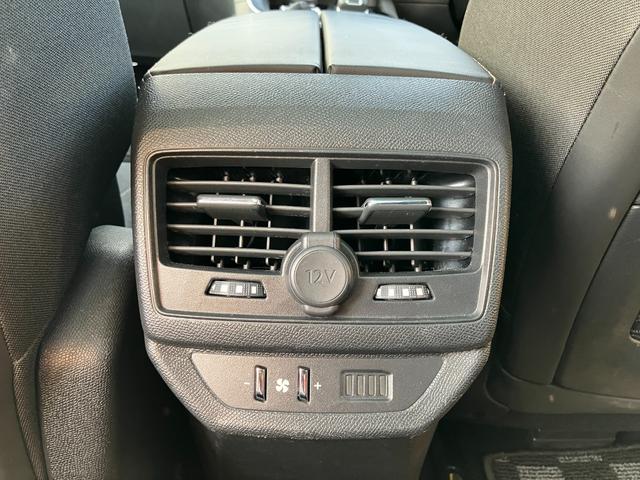 5008 GT ブルーHDi 純正ナビゲーション フルセグTV 社外19インチアルミ パノラマルーフ ドラレコ ETC 純正アルミ有 車検9年7月 タイヤ4本交換 BTオーディオ パワーリアゲート 衝突被害軽減ブレーキバックカメラ(65枚目)