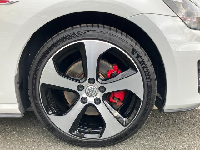 ゴルフGTI ベースグレード アクティブクルーズコントロール メモリーナビ 地デジTV ドライブレコーダー ETC DCC(7枚目)