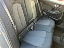 十分なスペースのあるリアシートです。ヘッドクリアランスも取れているので長距離ドライブでも平気です。