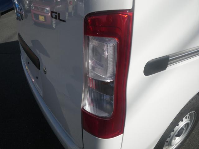 タウンエースバン ＧＬ　ワンオーナー　禁煙車　走行２３８００ｋｍ　ブレーキブレーキアシスト　電動格納ミラー　フロントパワーウインドウ　キーレス　ドラレコ前後（コムテック）　ＣＤ／ラジオ／ＢＴ（ハンズフリー）　ＥＴＣ（25枚目）