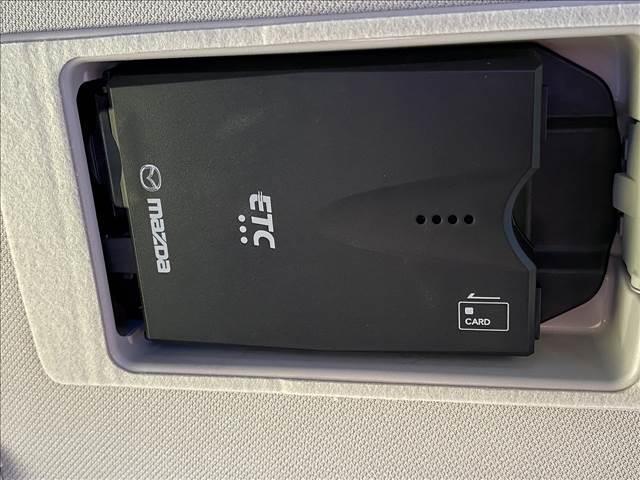 XD プロアクティブ フルセグ純正ナビ DVD再生 バックカメラ レーダークルーズ コーナーセンサー スマートキー ETC ブルートゥース(9枚目)