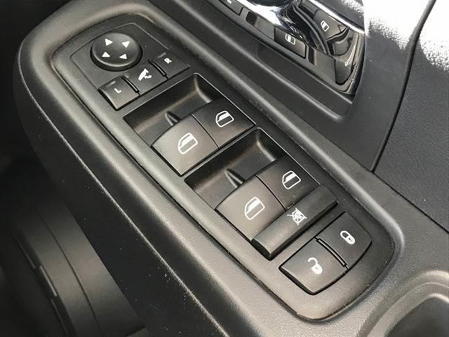 スポーツ OBDチェック済み SDナビ サイドカメラ クルーズコントロール キーレス パートタイム式4WD ETC オートエアコン 純正16インチアルミホイール(10枚目)