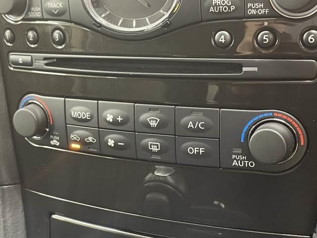 370GT OBDチェック済み 禁煙車 純正ナビ バックカメラ パワーシート HIDヘッドライト オートエアコン オートエアコン パワーウィンドウ ステアリングリモコン サイドカメラ BOSEプレミアム(8枚目)