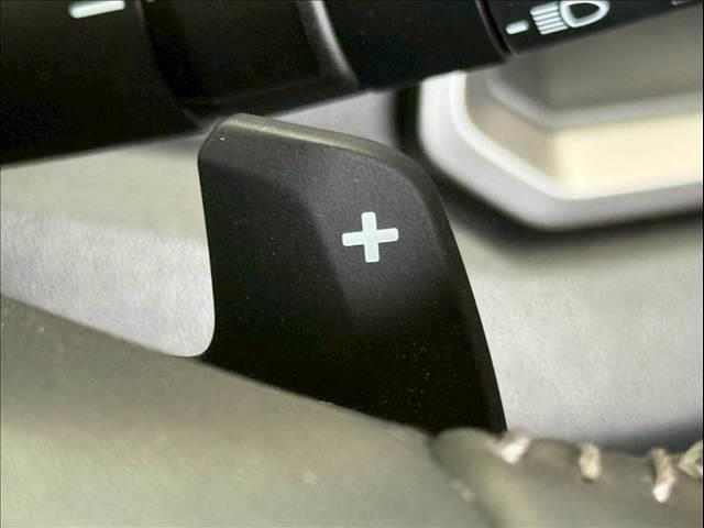 WR-V Z 未使用/レーダークルーズコントロール/LEDヘッド/スマートキー/クリアランスソナー/USB接続/オートエアコン/オートライト/パワーウインドウ/電子サイドブレーキ/パドルシフト(12枚目)