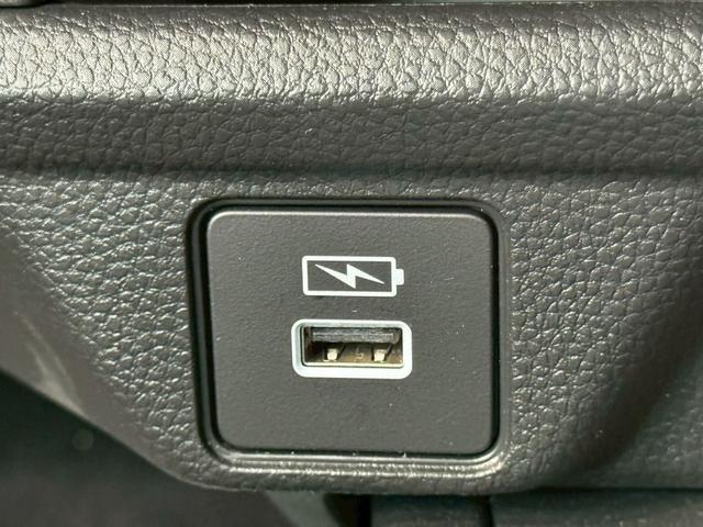 WR-V Z 未使用/レーダークルーズコントロール/LEDヘッド/スマートキー/クリアランスソナー/USB接続/オートエアコン/オートライト/パワーウインドウ/電子サイドブレーキ/パドルシフト(44枚目)