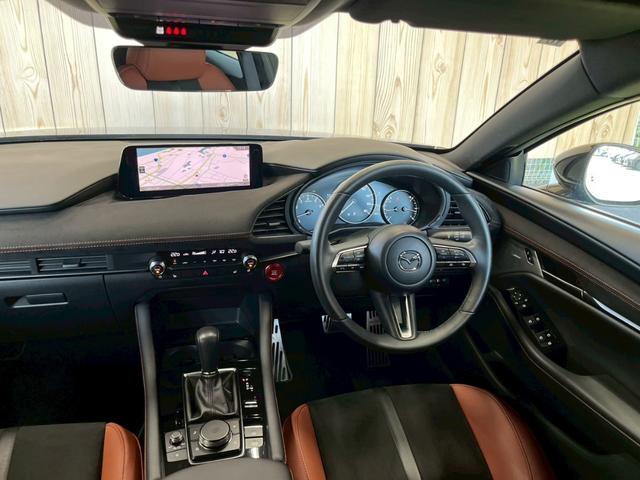 ＭＡＺＤＡ３ファストバック １５Ｓ　レトロスポーツエディション　１０型ナビ／全周囲カメラ／ブラウンハーフレザー／シートヒーター／ステアリングヒーター／ＢＯＳＥサウンドシステム／ＢＳＭ／クリアランスソナー／レーダークルーズコントロール／ワイヤレス充電／ＥＴＣ（35枚目）