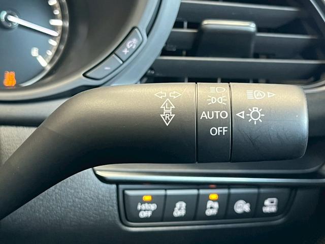 ＭＡＺＤＡ３ファストバック １５Ｓ　レトロスポーツエディション　１０型ナビ／全周囲カメラ／ブラウンハーフレザー／シートヒーター／ステアリングヒーター／ＢＯＳＥサウンドシステム／ＢＳＭ／クリアランスソナー／レーダークルーズコントロール／ワイヤレス充電／ＥＴＣ（43枚目）