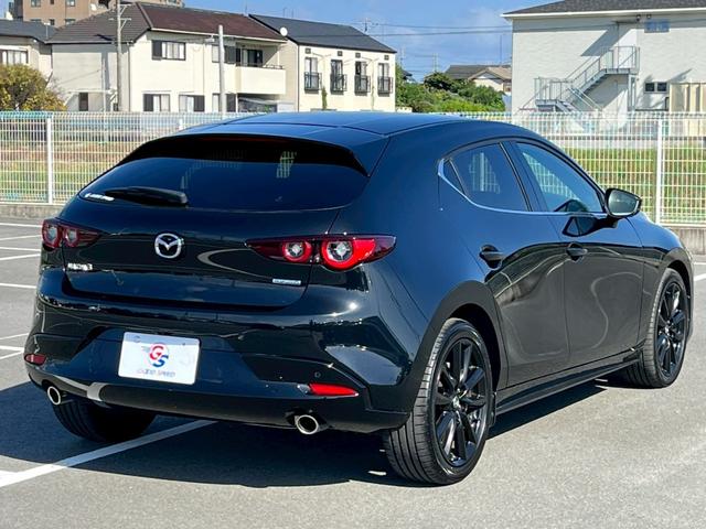 ＭＡＺＤＡ３ファストバック １５Ｓ　レトロスポーツエディション　１０型ナビ／全周囲カメラ／ブラウンハーフレザー／シートヒーター／ステアリングヒーター／ＢＯＳＥサウンドシステム／ＢＳＭ／クリアランスソナー／レーダークルーズコントロール／ワイヤレス充電／ＥＴＣ（74枚目）