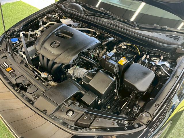 ＭＡＺＤＡ３ファストバック １５Ｓ　レトロスポーツエディション　１０型ナビ／全周囲カメラ／ブラウンハーフレザー／シートヒーター／ステアリングヒーター／ＢＯＳＥサウンドシステム／ＢＳＭ／クリアランスソナー／レーダークルーズコントロール／ワイヤレス充電／ＥＴＣ（76枚目）