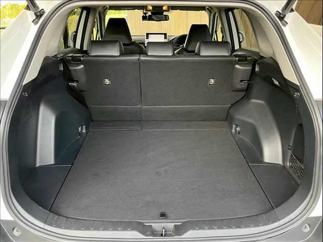 RAV4 G 純正ナビキット/TRDエアロ/全周囲カメラ/パワーバックドア/シートヒーター/ステアリングヒーター/レーダークルーズコントロール/オートハイビーム/シートメモリー/ブラインドスポットモニター/ETC(13枚目)