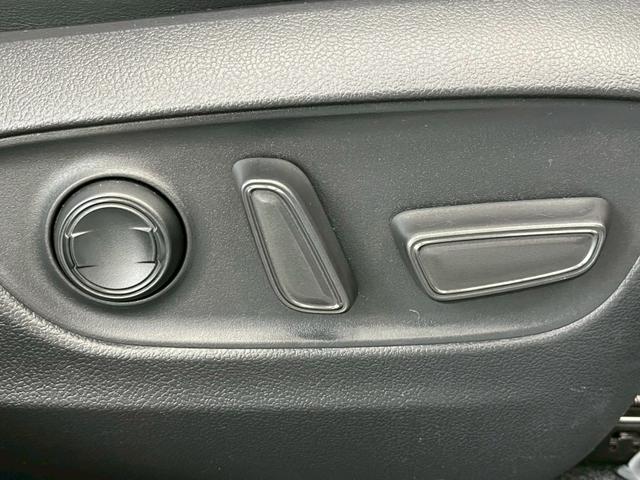 RAV4 G 純正ナビキット/TRDエアロ/全周囲カメラ/パワーバックドア/シートヒーター/ステアリングヒーター/レーダークルーズコントロール/オートハイビーム/シートメモリー/ブラインドスポットモニター/ETC(52枚目)