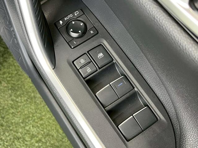 RAV4 G 純正ナビキット/TRDエアロ/全周囲カメラ/パワーバックドア/シートヒーター/ステアリングヒーター/レーダークルーズコントロール/オートハイビーム/シートメモリー/ブラインドスポットモニター/ETC(54枚目)