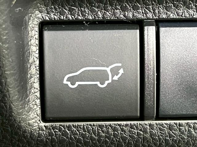 RAV4 G 純正ナビキット/TRDエアロ/全周囲カメラ/パワーバックドア/シートヒーター/ステアリングヒーター/レーダークルーズコントロール/オートハイビーム/シートメモリー/ブラインドスポットモニター/ETC(56枚目)