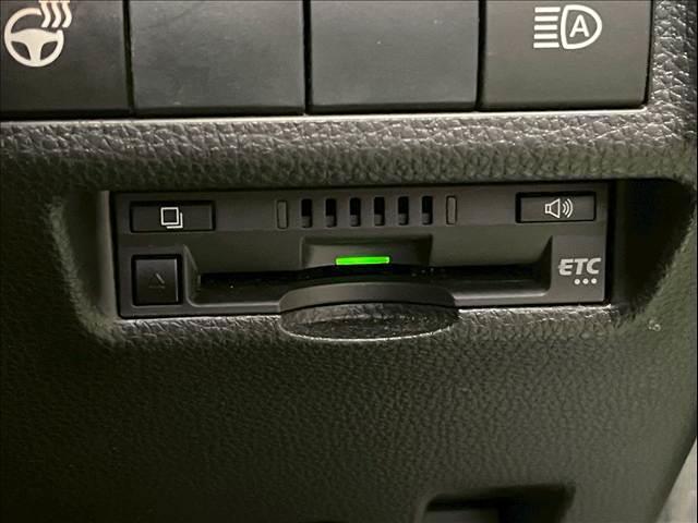RAV4 ハイブリッドG 9型ナビ/レーダークルーズコントロール/パワーバックドア/シートヒーター/ステアリングヒーター/ブラインドスポットモニター/クリアランスソナー/シートメモリー/オートハイビーム/オートエアコン/ETC(12枚目)
